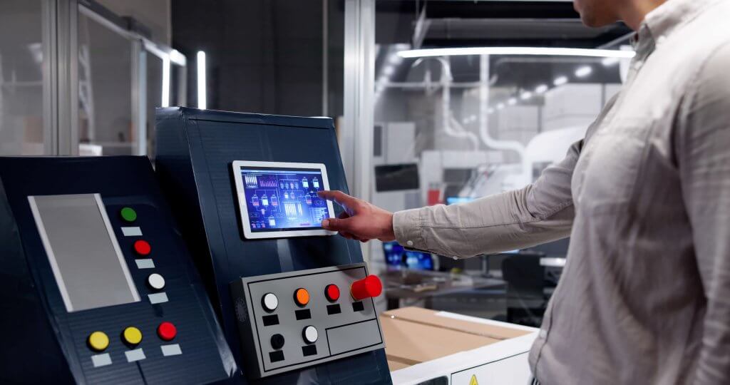 Operator at HMI
