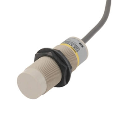 OMRON Capacitive Sensor, Cylindrical Body, E2K-X